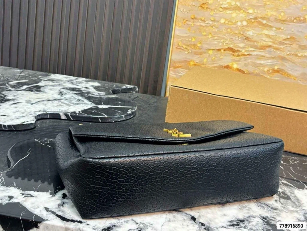 Dior托特包高仿怎么选?一篇看懂-选购技巧配图1 Dior托特包高仿怎么选?一篇看懂-选购技巧配图1